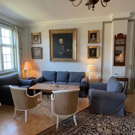 Skjoldenaesholm Slot