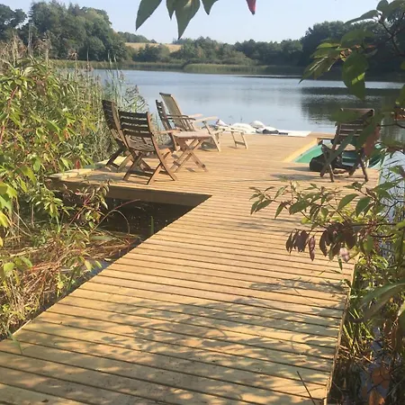 Skjoldenaesholm Slot