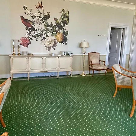 Hotell Skjoldenaesholm Slot