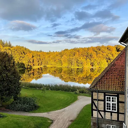 Skjoldenaesholm Slot